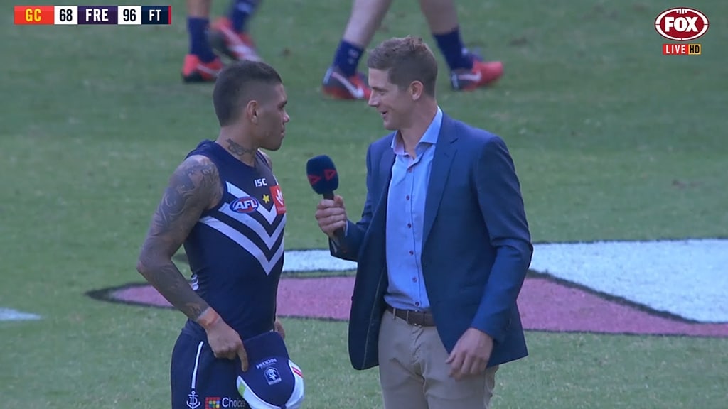 Walters Impressed By Teammates Fox